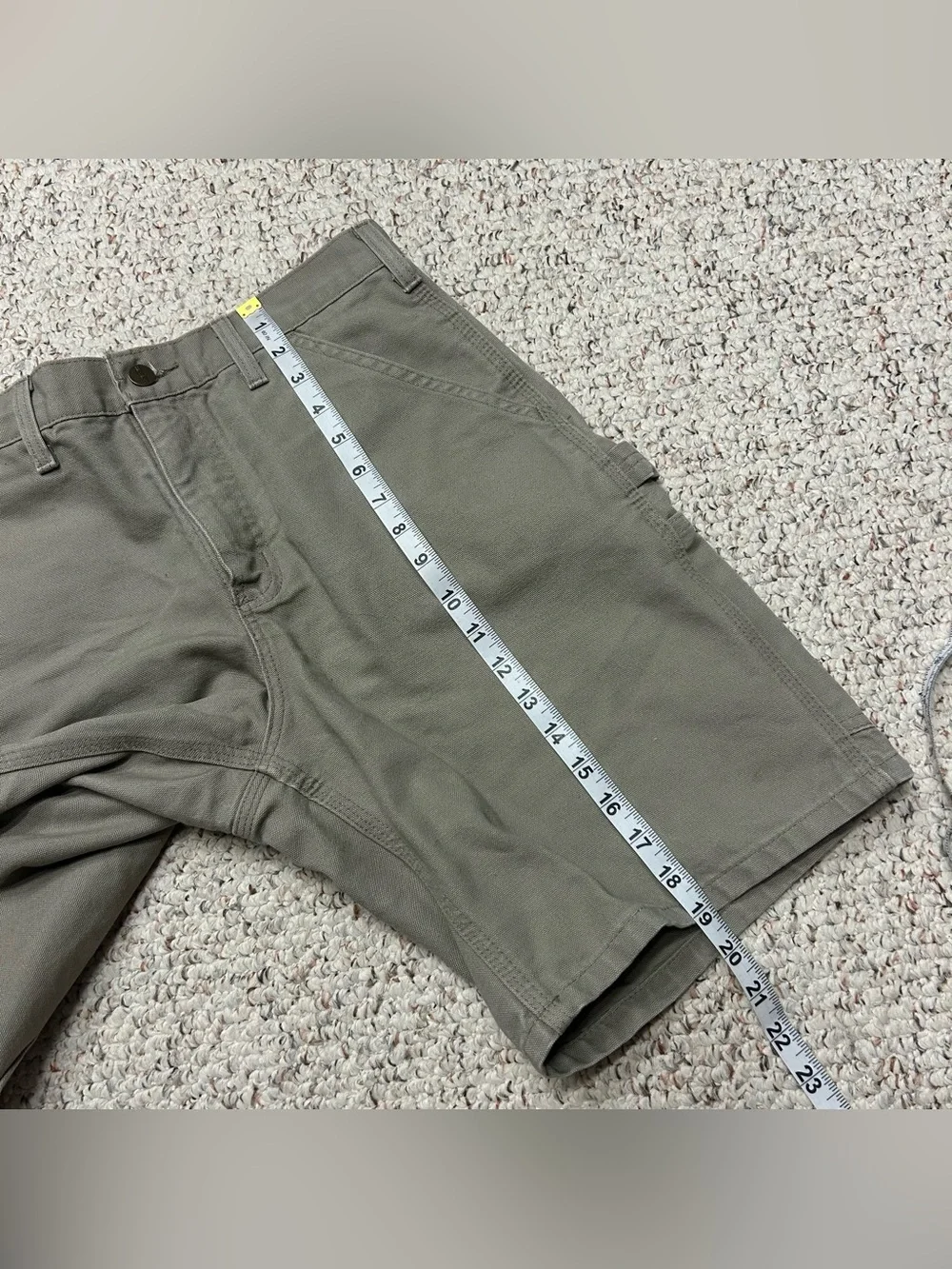 Vintage Carhartt Shorts B25 DES Size 28x9 (30) Original Fit Carpenter Cargo Sand
